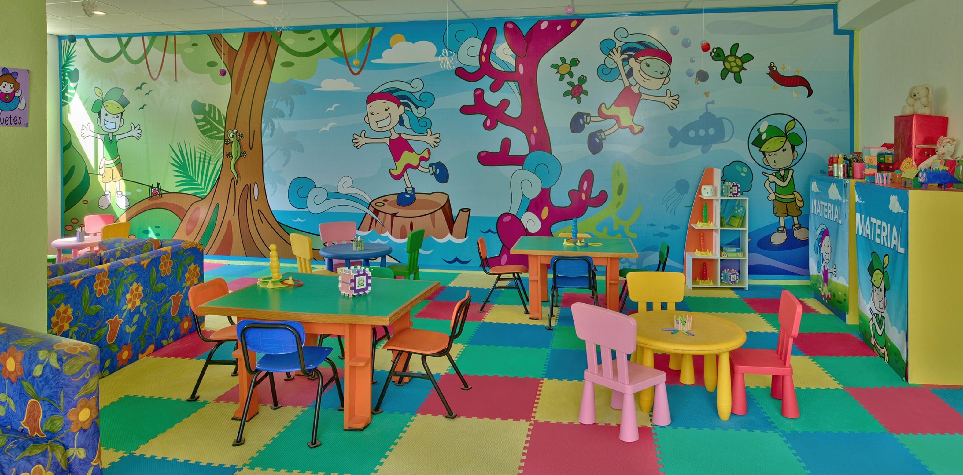 Hacienda Jurica By Brisas Hotel Queretaro Bagian luar foto A children's play area at a restaurant in India
